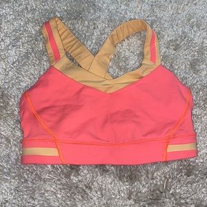 sports bra